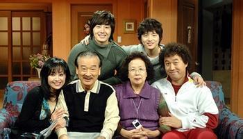 搞笑一家人国语版在线观看  第3张